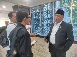 Sosok Harun Mustafa Dimata Rekan-rekan Media di DPRD Sumut