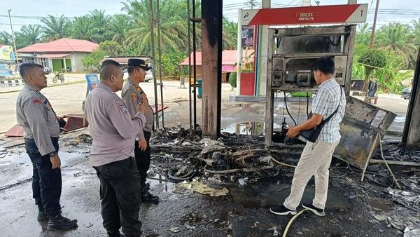 SPBU di Rohul Terbakar usai Pemotor Isi BBM Tanpa Matikan Mesin