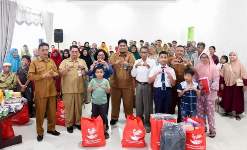 Pemko Padangsidimpuan Salurkan Bantuan Atensi dari Kemensos RI