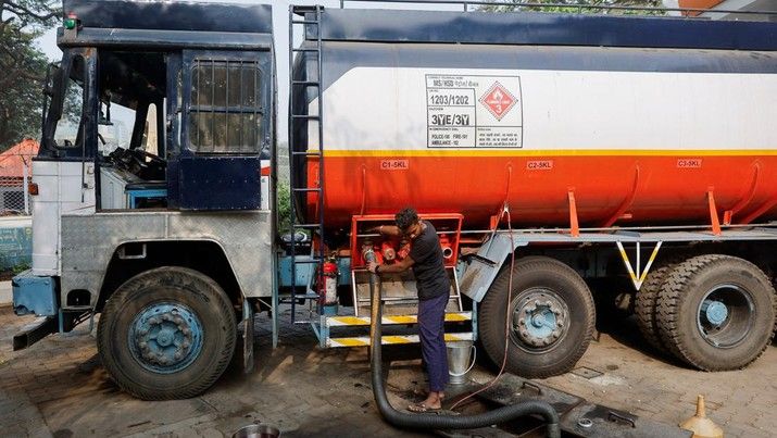 Truk Tangki Minyak Meledak! 16 Tewas, 40 Orang Luka-luka