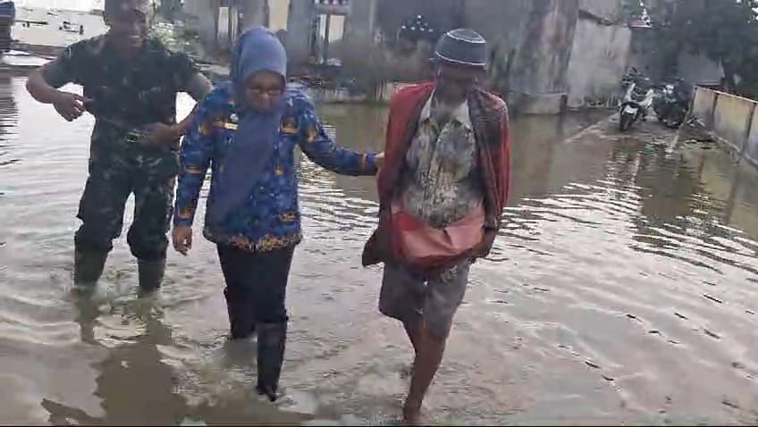 Banjir ROB Sapu Wilayah Bagan Kuala, Puluhan Rumah Warga dan Objek Wisata Terendam Pasir 