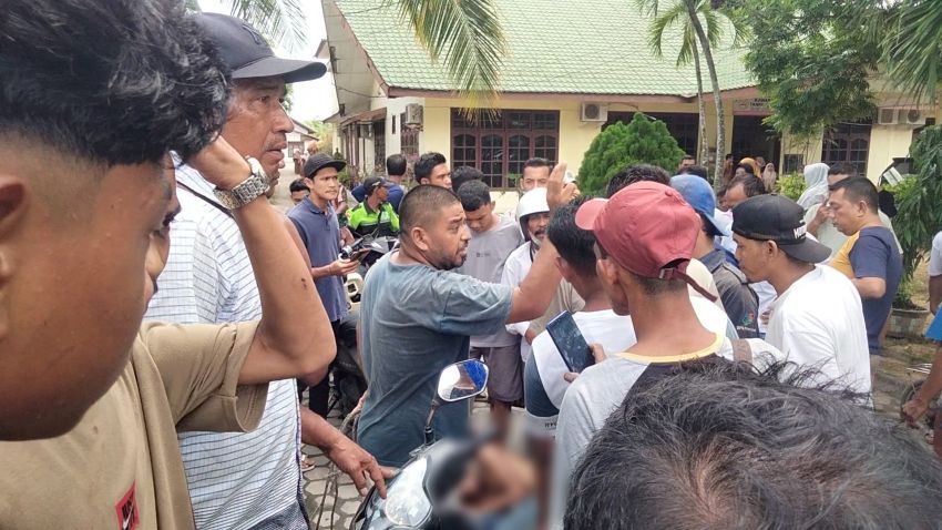 Sempat Diamuk Masa Diduga Bakar Rumah Warga, Pemuda Ini Segera Diamankan Polisi