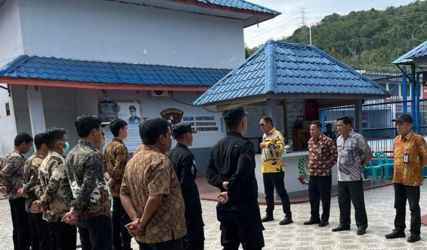 Satgas Kamtib Lapas Padangsidimpuan Razia Blok Hunian