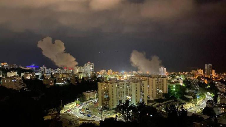 Hizbullah Bombardir Tel Aviv dan Haifa, Israel Umumkan Keadaan Darurat, Bandara Ditutup