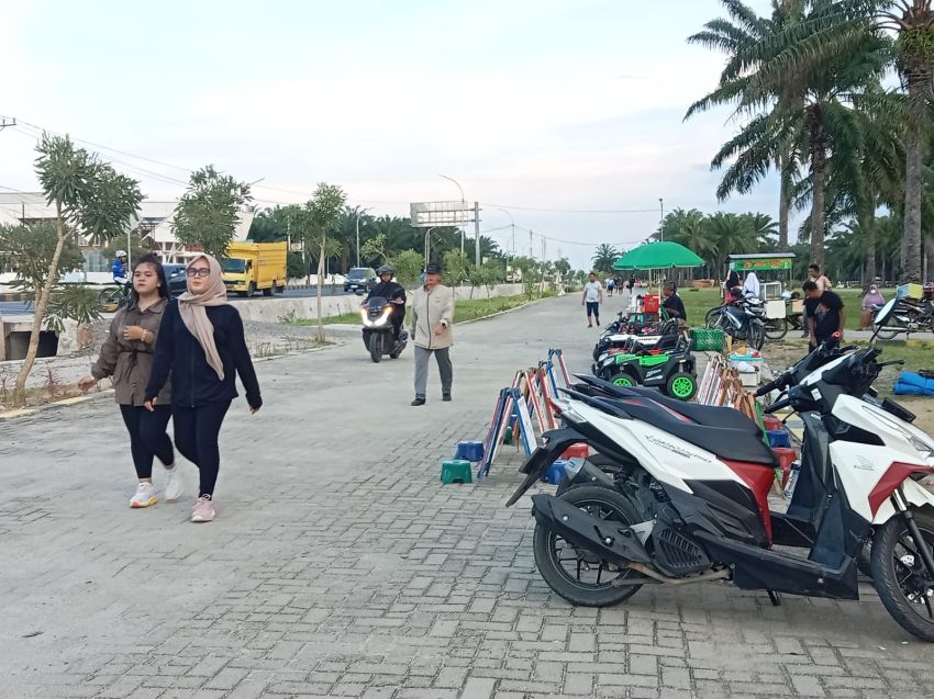 Alun-alun Kabupaten Sergai Bermanfaat Bagi Masyarakat Berolahraga dan Tingkatkan Ekonomi UMKM 