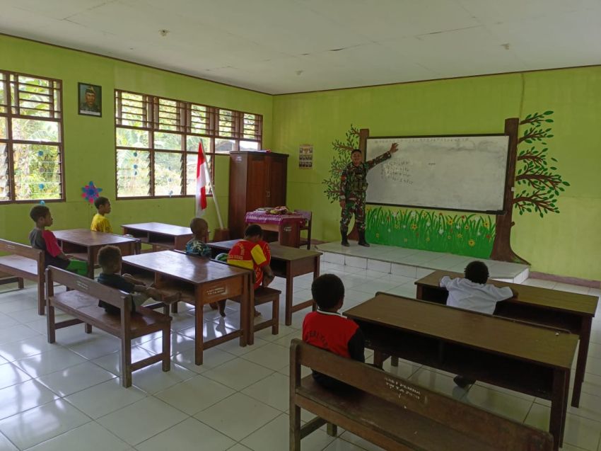 Kurangnya Guru, Fasilitas yang Memadai dan Aksesibilitas Menjadi Hambatan Anak-anak Teluk Wondama Papua