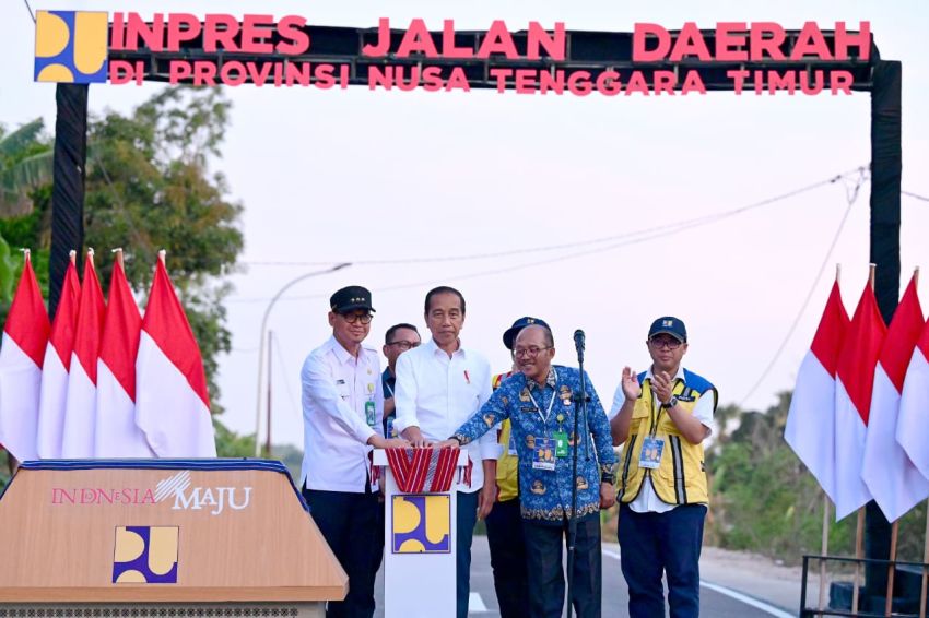 Presiden Jokowi Resmikan 27 Ruas Jalan di Provinsi NTT