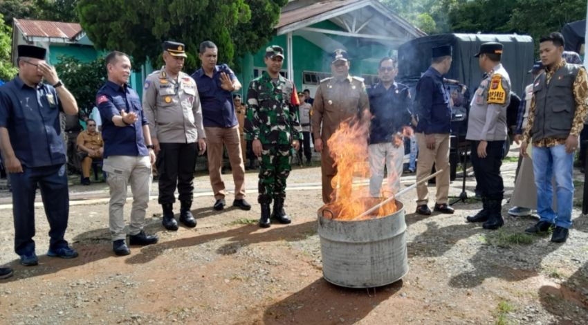 Pemusnahaan Kertas Suara Rusak Pilkada Tahun  2024 Digelar KPU Padangsidimpuan