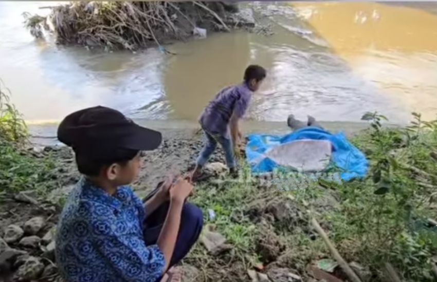 Geger... Bustam Arifin Ditemukan Tersangkut Dibawah Jembatan Sungai Deli