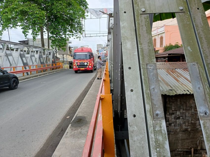 Plat Besi dan Ratusan Baut Dicuri, Jembatan Tanjung Pura Rawan Ambruk