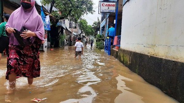 BPBD sebut 30 RT di DKI Jakarta Masih Tergenang Banjir