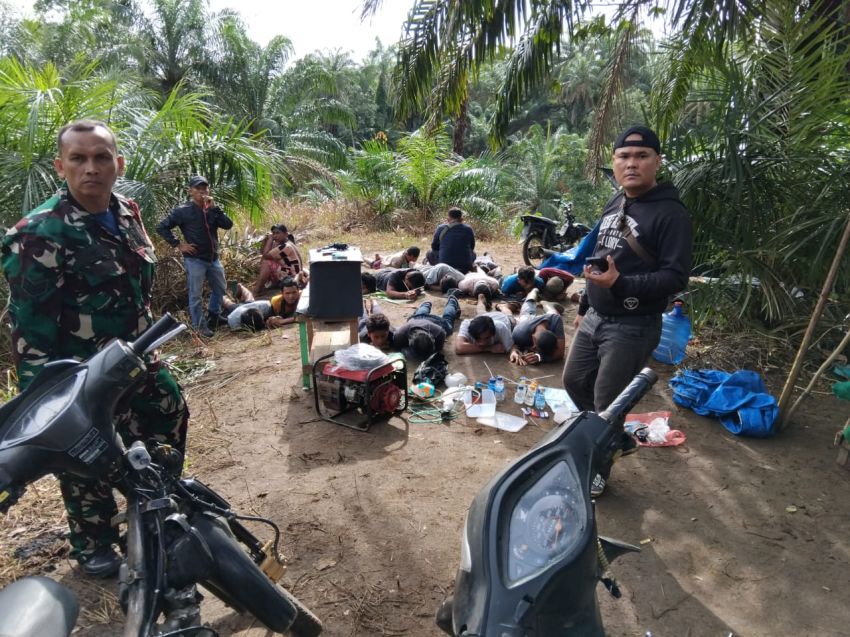 Penggerebekan Sarang Narkoba di Labura, 20 Orang Diamankan