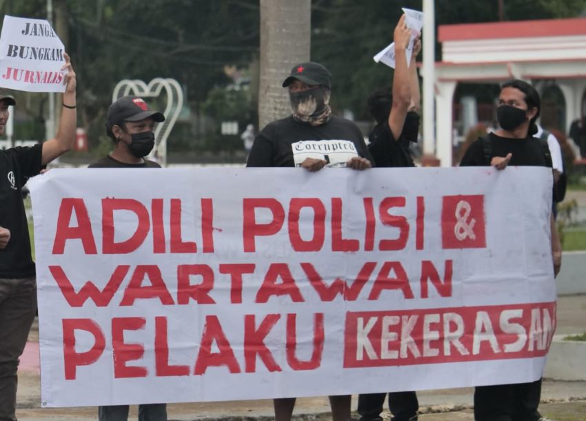 Sikap Floresa terkait Penanganan Kasus Kekerasan oleh Polisi Terhadap Pemimpin Redaksi, Herry Kabut