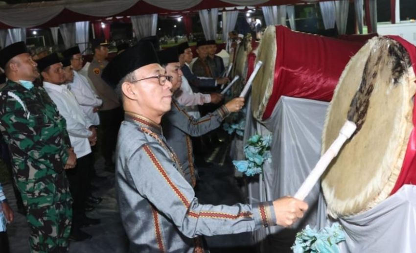 Bupati Tapsel Resmi Buka MTQ ke-57 Tingkat Kabupaten