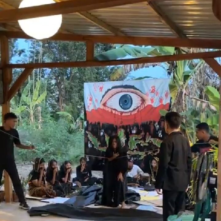 Tangan Jonan "Bunuh" Orang Poco Leok, Desakan Cabut SK Menteri ESDM Diungkap Pelajar SMAK Loyola Labuan Bajo Lewat Sebuah Fragmen